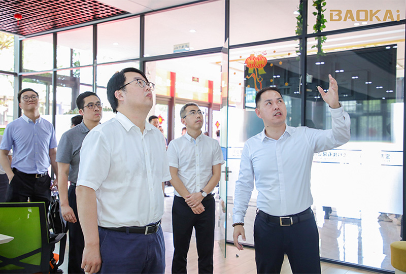 新聞 | 熱烈慶?！氨本┼]電大學(xué)&寶開智能”聯(lián)合實驗室、寶開研究院正式成立！